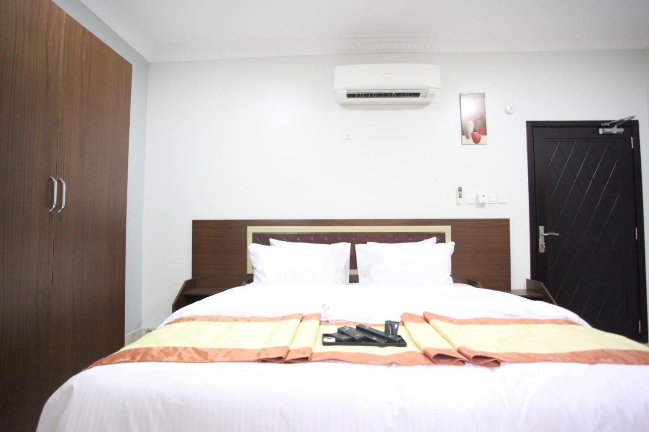 Almanzel Hotel Apartments Маскат Екстер'єр фото