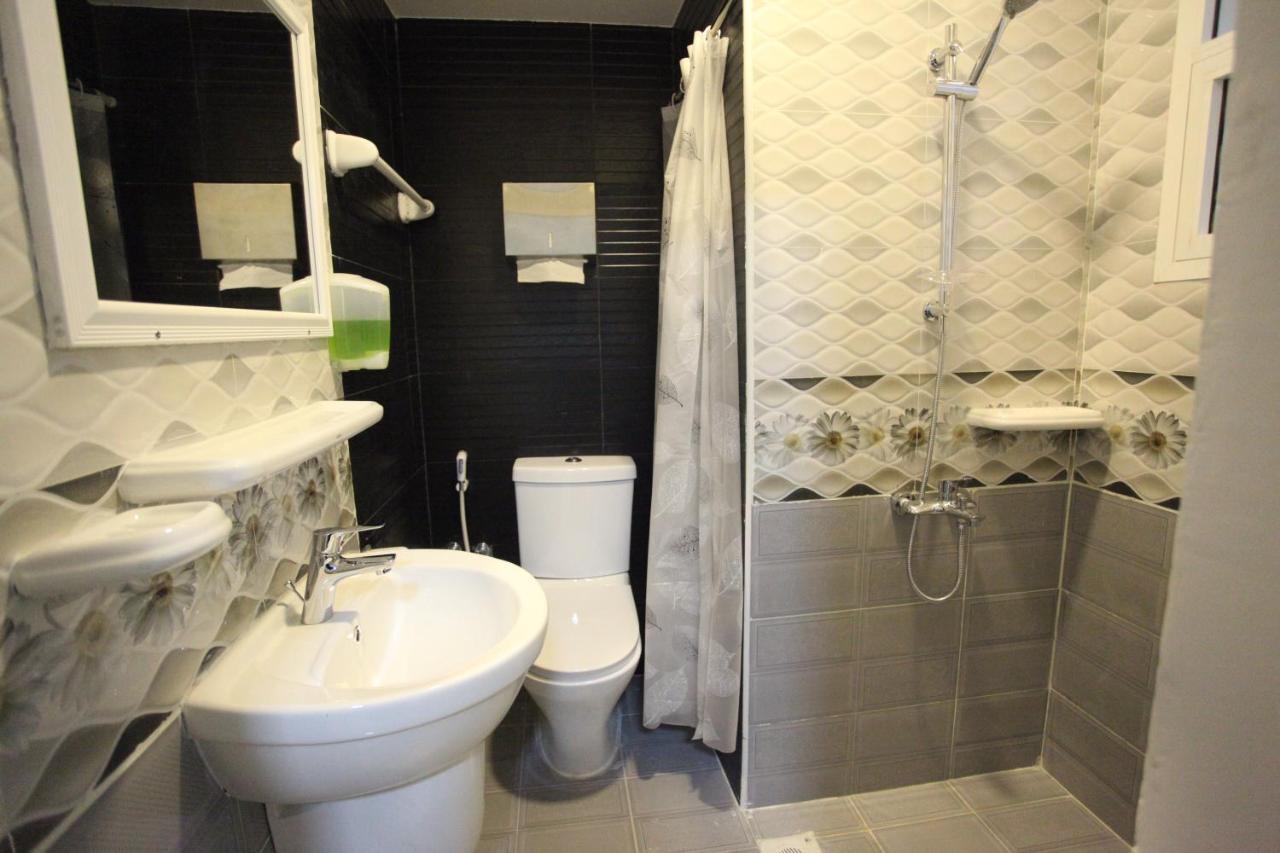 Almanzel Hotel Apartments Маскат Екстер'єр фото